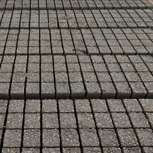 طوب اسمنتى نص الى